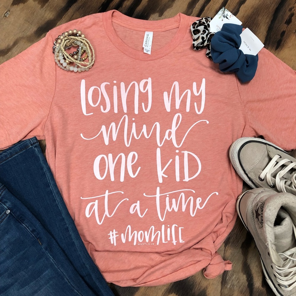 Mom Life Tee
